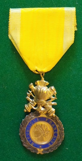 04- a Médaille militaire1