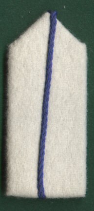 05 Gorget with blue stripe