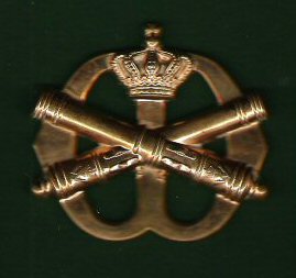 09 Netherlands Field Artilery Beret Badge